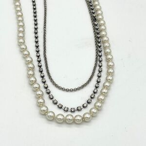 Layered Pearl Rhinestone Chain Necklace Silver Tone‎ Statement Multi Strand flaw